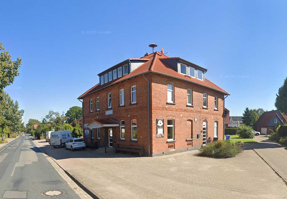 Das Gasthaus Kronenhof — Backsteinbau im Ortskern von Meine-Abbesbüttel